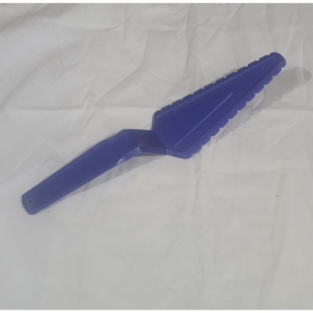 Vintage Tupperware Pie/Cake Server 1228 Blue NOS